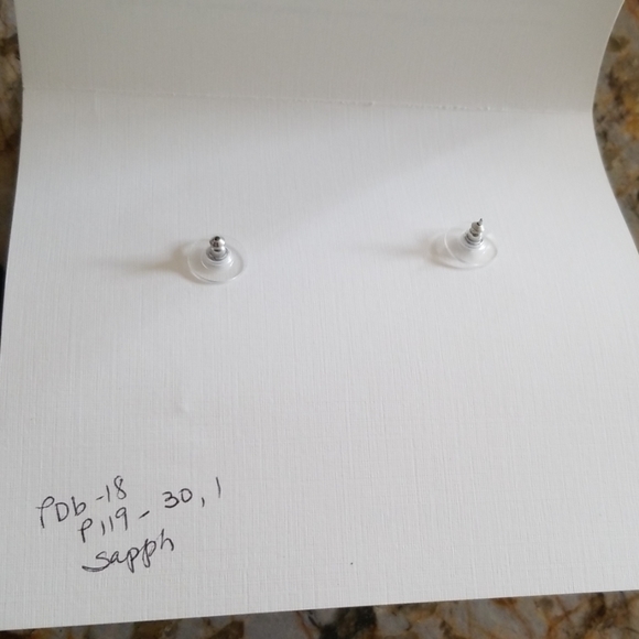 Austrian crystal earrings - Picture 6 of 6